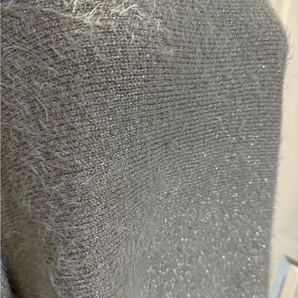 Cream and gold sparkly turtleneck poncho with open sleeves. OS ~Super Cute - Picture 2 of 3